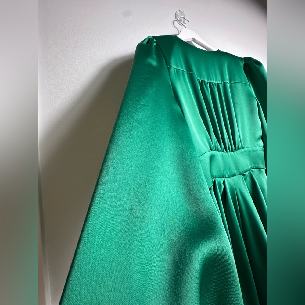 Rami Brooke Madeline Gown Deep V Long Sleeve Green Maxi Dress Size 0 - Picture 17 of 17